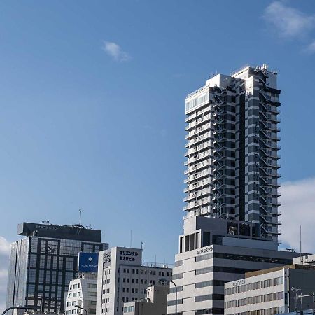 Hotel Wbf Shin-Osaka Skytower Exteriör bild